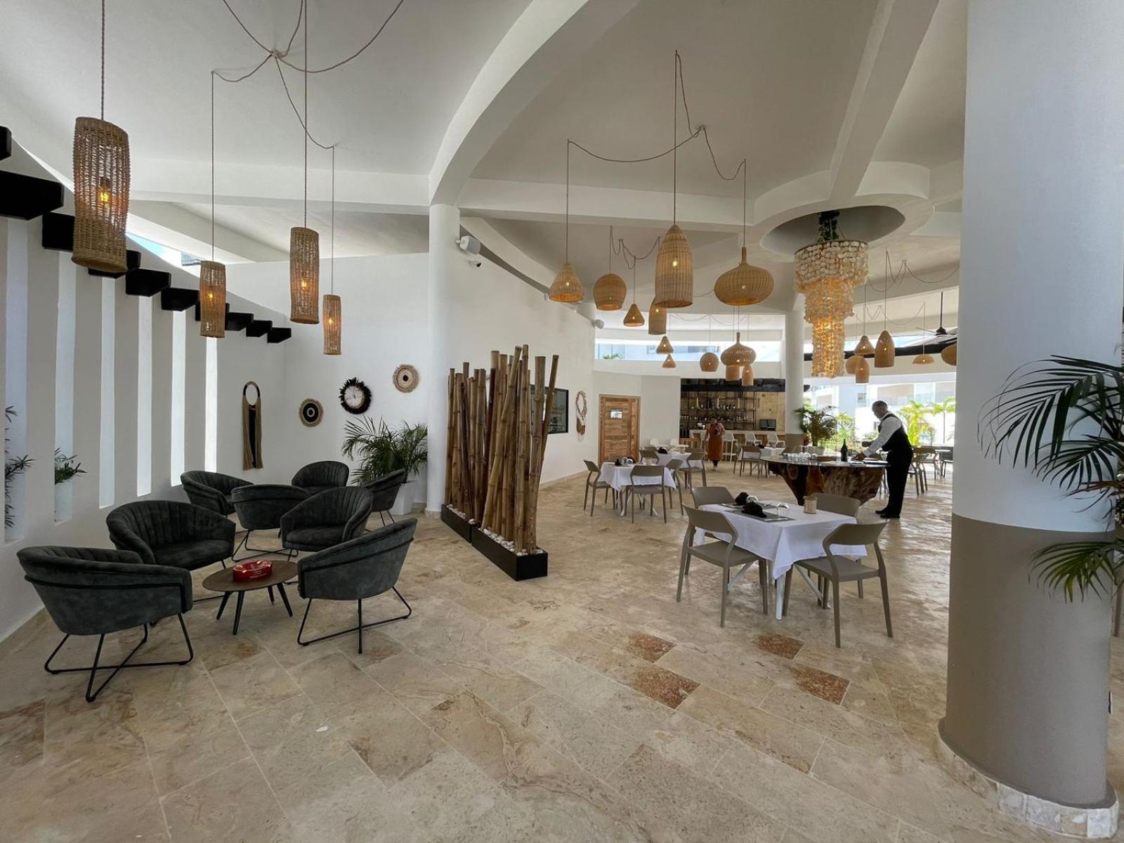 Amar'E Apartahotel Las Terrenas Buitenkant foto
